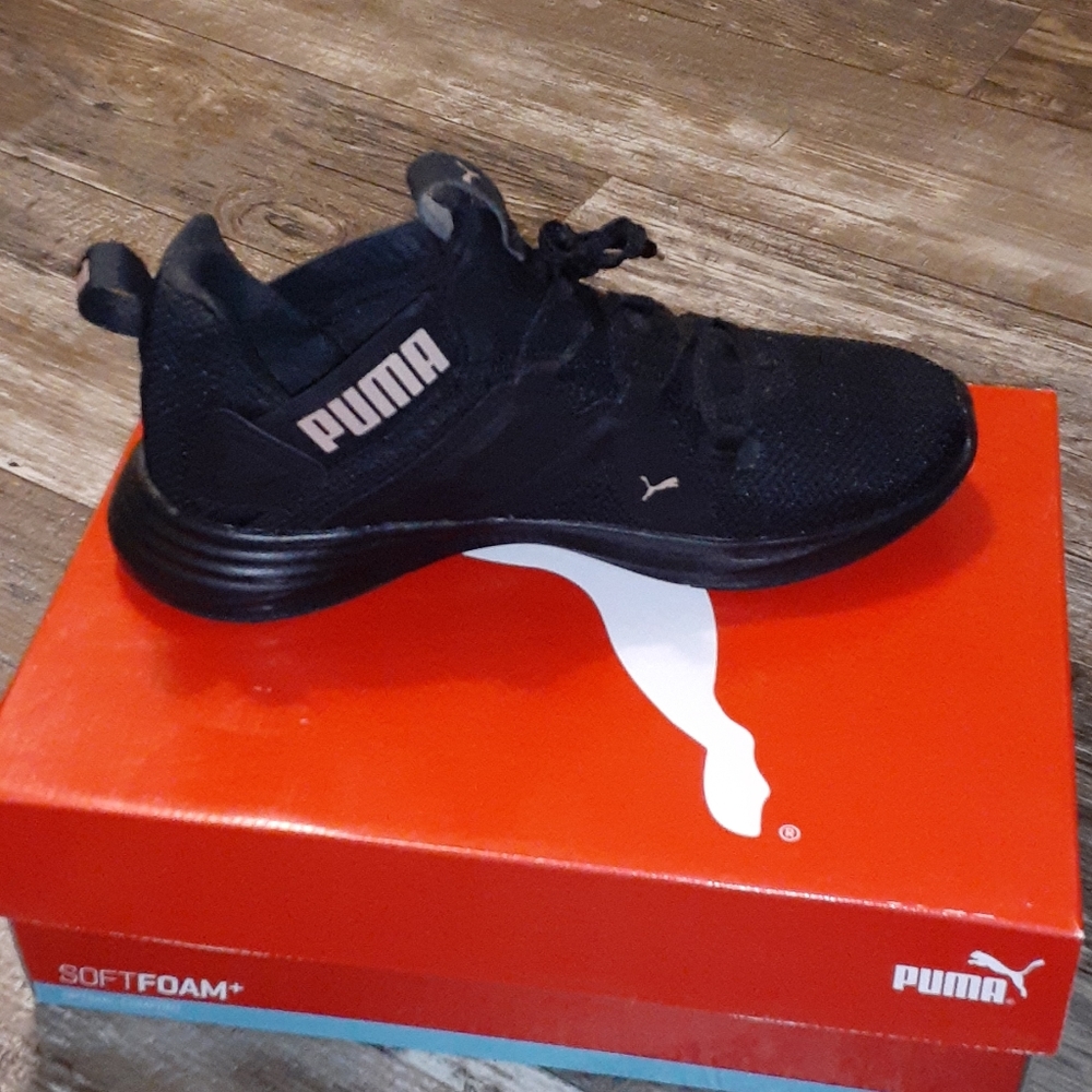 Brand new puma sneaker